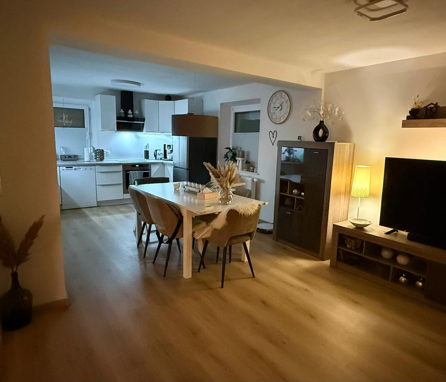 Bestandsbau und neubau
